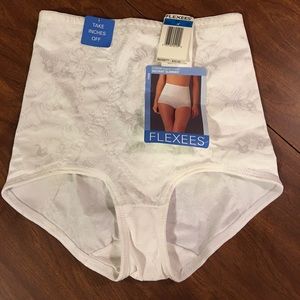 NWT Flexees XL Instant Slimwear Firm Control